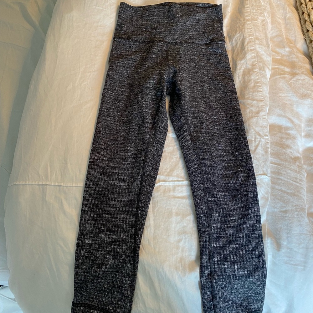 Lululemon cropped leggings